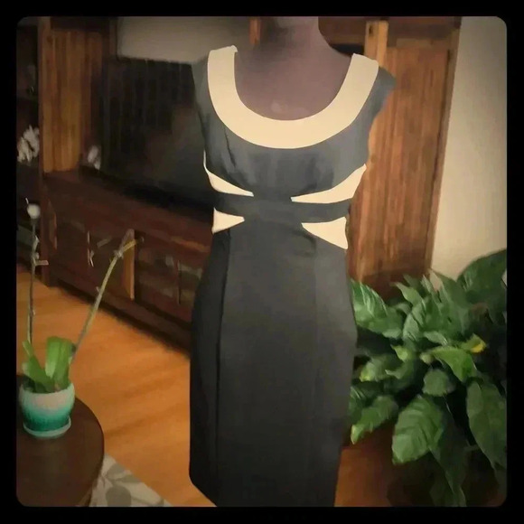 Maggy London Dresses & Skirts - Maggy London Dress
